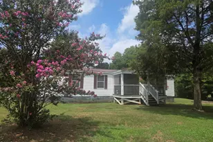 109 Bolton Ln, Warrenton, NC 27589 - Photo 1