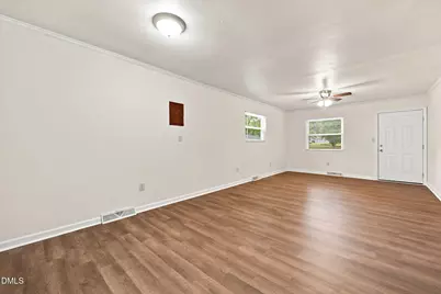 209 Montpelier Avenue, Roxboro, NC 27573 - Photo 23