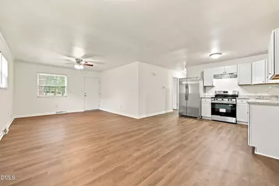 209 Montpelier Avenue, Roxboro, NC 27573 - Photo 15