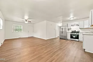 209 Montpelier Ave, Roxboro, NC 27573 - Photo 15