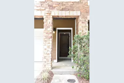 882 Queen City Crescent, Apex, NC 27523 - Photo 3