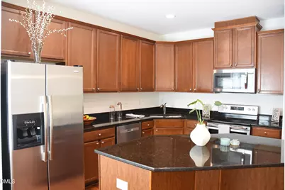 882 Queen City Crescent, Apex, NC 27523 - Photo 11