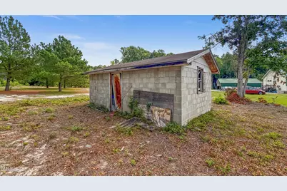 10027 Garland Highway, Clinton, NC 28328 - Photo 51