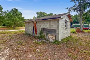10027 Garland Hwy, Clinton, NC 28328 - Photo 51