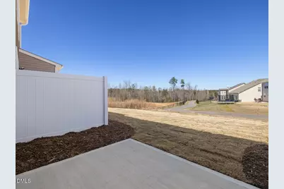 633 Sefton Park Drive, Zebulon, NC 27597 - Photo 15