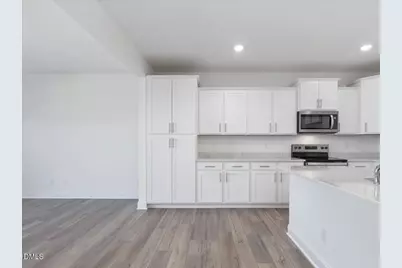 633 Sefton Park Drive, Zebulon, NC 27597 - Photo 11