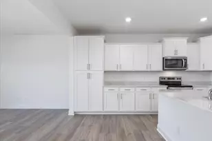 633 Sefton Park Dr, Zebulon, NC 27597 - Photo 11