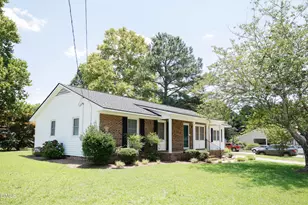 506 Saint St, Dunn, NC 28334 - Photo 1