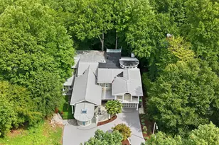 2925 Debra Dr, Raleigh, NC 27607 - Photo 75