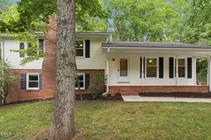 6408 Dixon Dr, Raleigh, NC 27609 - Photo 3