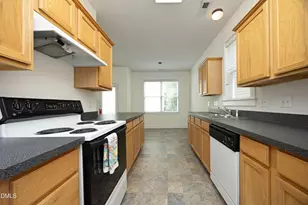 10845 Connally Ln, Raleigh, NC 27614 - Photo 13