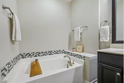 238 Beaconwood Lane, Holly Springs, NC 27540 - Photo 19