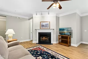 613 Ives Ct, Chapel Hill, NC 27514 - Photo 5