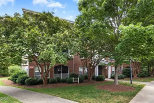 613 Ives Ct, Chapel Hill, NC 27514 - Photo 1