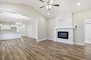 606 S Vance St, Fremont, NC 27830 - Photo 5