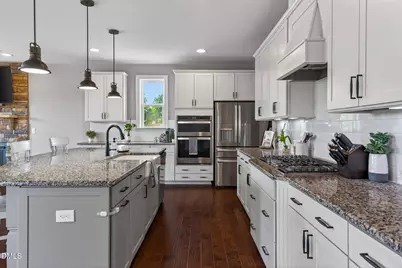 4900 Sunset Stream Drive, Fuquay-Varina, NC 27526 - Photo 9