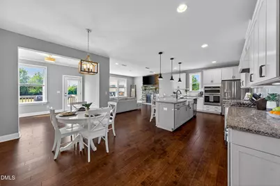 4900 Sunset Stream Drive, Fuquay-Varina, NC 27526 - Photo 5