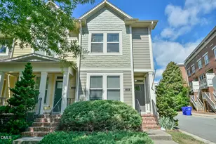106 Kiley St, Chapel Hill, NC 27516 - Photo 1