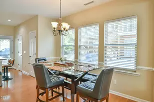 106 Kiley St, Chapel Hill, NC 27516 - Photo 9
