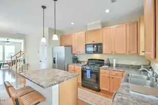 106 Kiley St, Chapel Hill, NC 27516 - Photo 15
