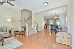 106 Kiley St, Chapel Hill, NC 27516 - Photo 3