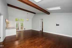 200 Honeysuckle Ln, Cary, NC 27513 - Photo 9