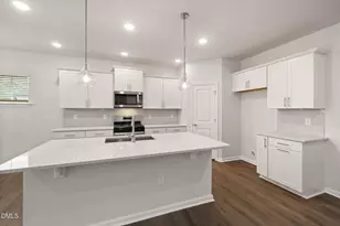 504 Foxfield Wy, Fuquay Varina, NC 27526 - Photo 5