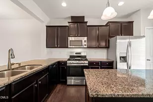 26 Pocono Dr, Durham, NC 27705 - Photo 7