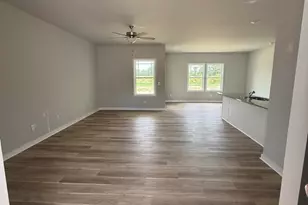 203 Barbour's Pl Dr, Four Oaks, NC 27524 - Photo 5