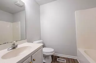 810 Hilltop Cir, Sanford, NC 27332 - Photo 9