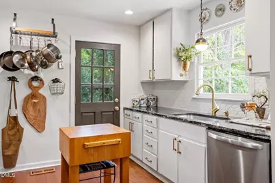 200 Northclift Drive, Raleigh, NC 27609 - Photo 13