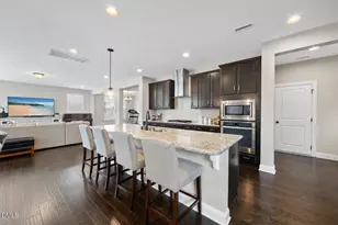 2430 Braxton Wood Ln, Apex, NC 27523 - Photo 9