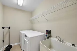 2430 Braxton Wood Ln, Apex, NC 27523 - Photo 31
