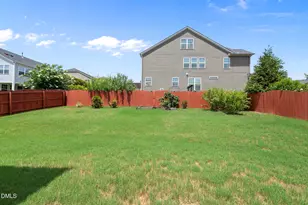 2430 Braxton Wood Ln, Apex, NC 27523 - Photo 37