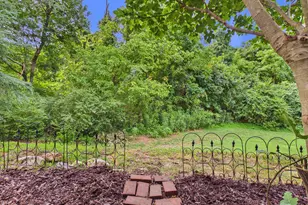 110 Friar Ln, Carrboro, NC 27510 - Photo 33