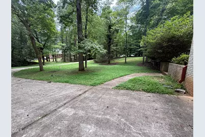 8604 Caswell Court, Raleigh, NC 27613 - Photo 9