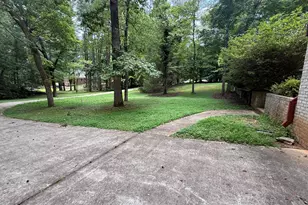 8604 Caswell Ct, Raleigh, NC 27613 - Photo 9