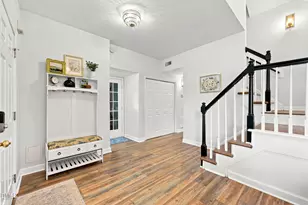 12109 Townmeade Ct, Raleigh, NC 27613 - Photo 5