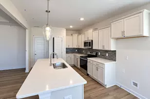 105 Ed Barrow Ln, La Grange, NC 28551 - Photo 5