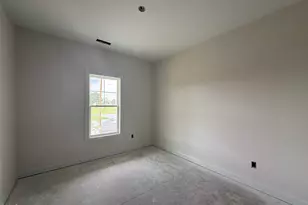 105 Ed Barrow Ln, La Grange, NC 28551 - Photo 15