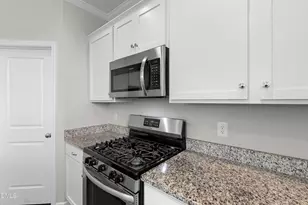 128 Bridge St, Fuquay Varina, NC 27526 - Photo 17