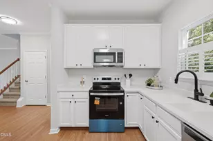 291 Joshua Glen Ln, Cary, NC 27519 - Photo 11