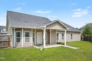 3033 N Kilchattan Dr, Fayetteville, NC 28306 - Photo 29