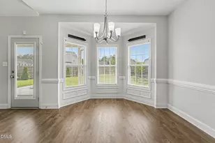 3033 N Kilchattan Dr, Fayetteville, NC 28306 - Photo 5