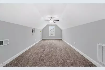 3033 N Kilchattan Drive, Fayetteville, NC 28306 - Photo 17