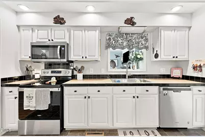 1507 Rainbow Circle, Oxford, NC 27565 - Photo 7