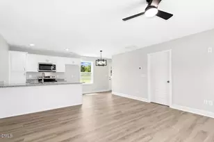 227 Rae St, Warsaw, NC 28398 - Photo 1