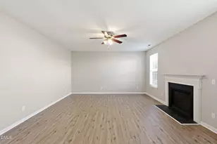 112 Jasper Point Dr, Holly Springs, NC 27540 - Photo 9