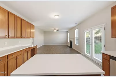 112 Jasper Point Drive, Holly Springs, NC 27540 - Photo 11