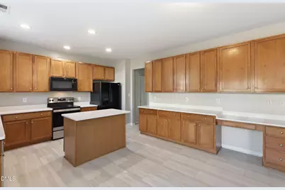 112 Jasper Point Drive, Holly Springs, NC 27540 - Photo 13